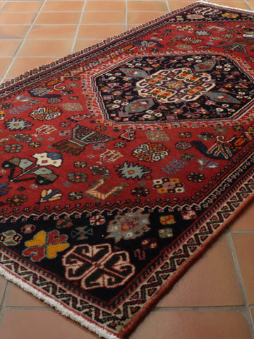 Handmade Persian Qashqai rug - 309028