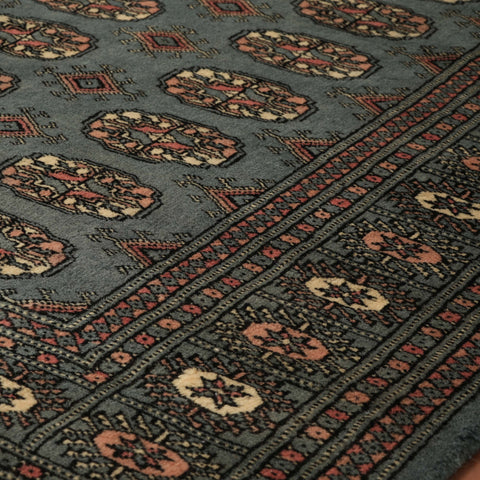 Handmade Pakistan Mori Bokhara rug - 309372