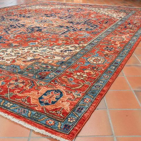 Handmade fine Afghan Serapi carpet - 309935