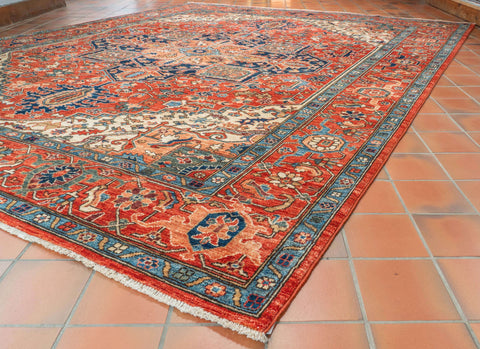 Handmade fine Afghan Serapi carpet - 309935