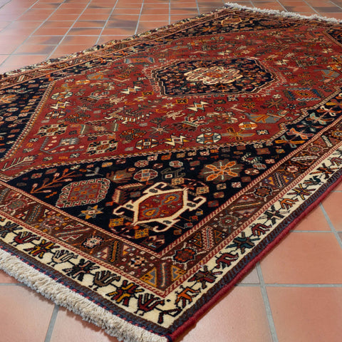 Handmade extra fine Qashquli rug - 310340
