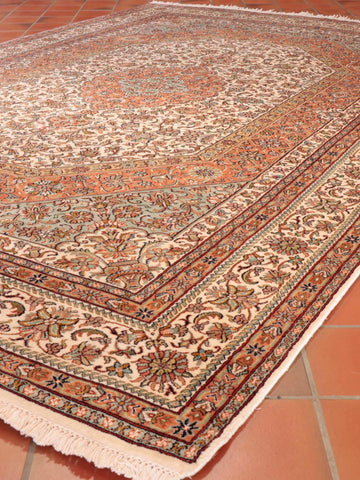 Fine handmade Kashmir Silk rug - 295352