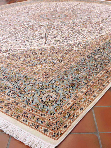 Fine handmade Kashmir silk carpet - 307297
