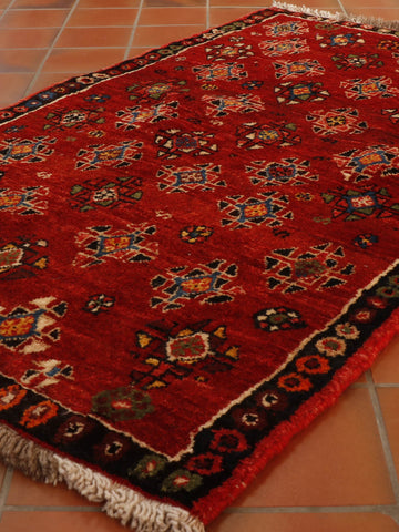 Handmade Oriental Qashqai rug - 307916